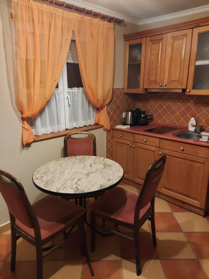 Mediterran Vendeghaz Nagyatád Exterior foto